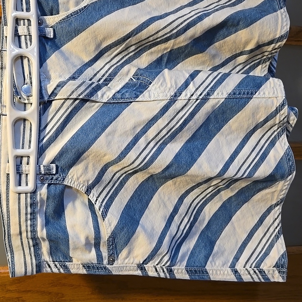 Universal Thread Size 10 Womens White and Blue Striped Mini Skirt - Picture 9 of 16